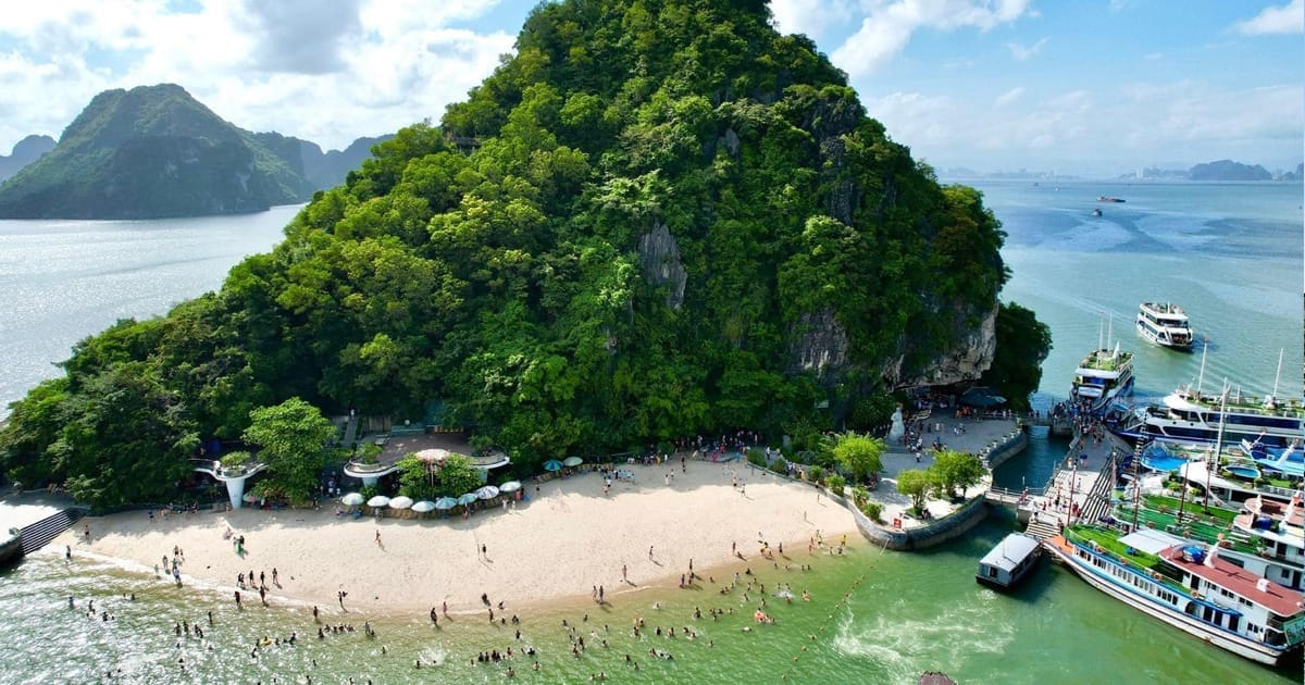 Ha-Long-Ti-Top-cave-4 Ha-Long-Ti-Top-cave-4