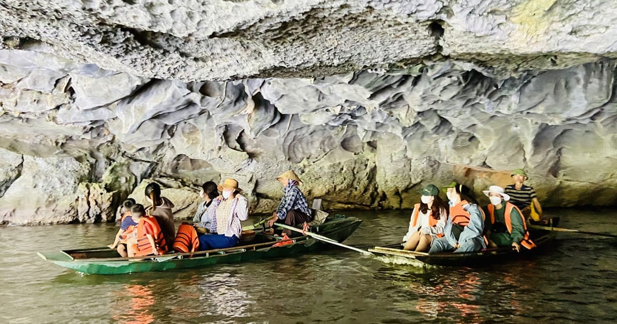 Ninh-Binh-Tam-Coc-Bich-Dong-2 Tam Coc Bich Dong